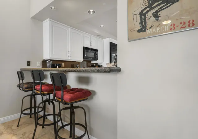 Listing Photo 1 - Condo for sale in building located at 186 Running Springs Dr, Palm Desert, CA 92211 - Unit #