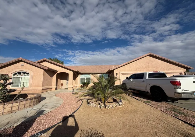 Photo 2 of Single family home for sale at 17071 Tokata Rd, Apple Valley, CA 92307 | MLS# SR26214140 | Listing updated on 2026-10-07