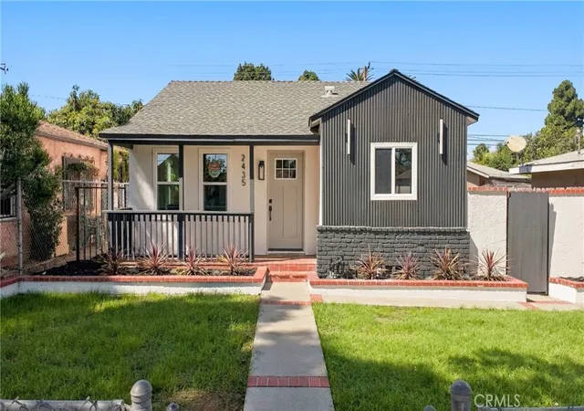 Single family home for sale at 2435 Gale Ave, Long Beach, CA 90810 | MLS# DW26211693
