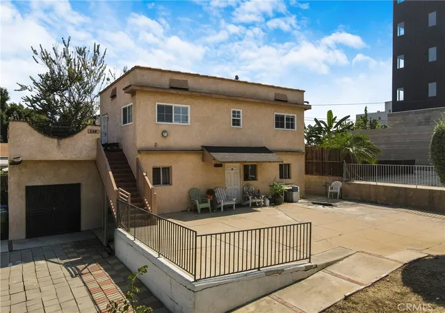 Photo 3 of House for sale at 334 Robinson, Los Angeles, CA 90026 | MLS# SB26214119 | Listing updated on 2026-10-30