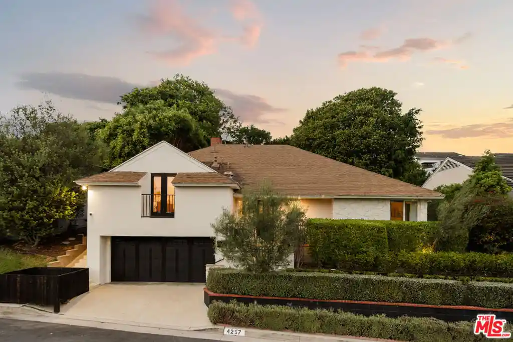 Photo 1 of Sale Pending at 4257 Don Luis Dr, Los Angeles, CA 90008 | MLS# 26986515 | Listing updated on 2026-10-29