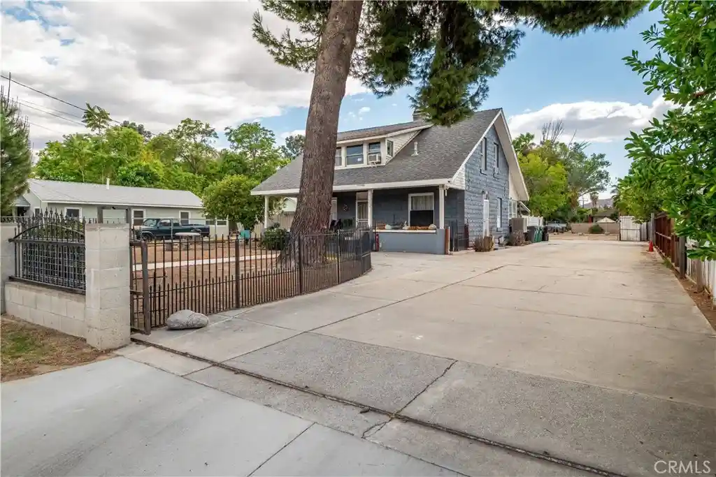 Photo 1 of Single family home for sale at 40859 Acacia, Hemet, CA 92544 | MLS# PT26214062 | Listing updated on 2026-10-24