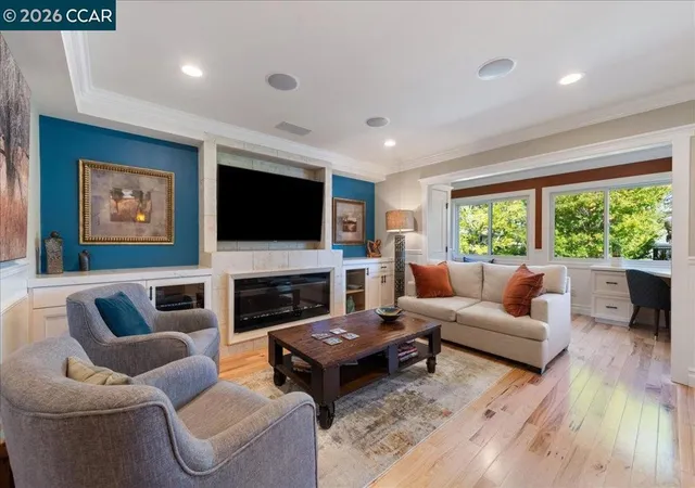 Photo 1 of Condo for sale at 1200 Canyonwood Ct #8, Walnut Creek, CA 94595 | MLS# 41149997 | Listing updated on 2026-10-08
