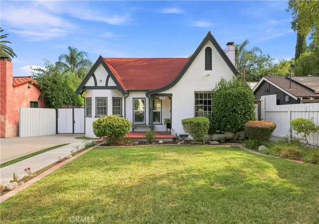 Photo 1 of Single family home for sale at 14138 Lemay St, Van Nuys, CA 91405 | MLS# SR26213962 | Listing updated on 2026-10-02