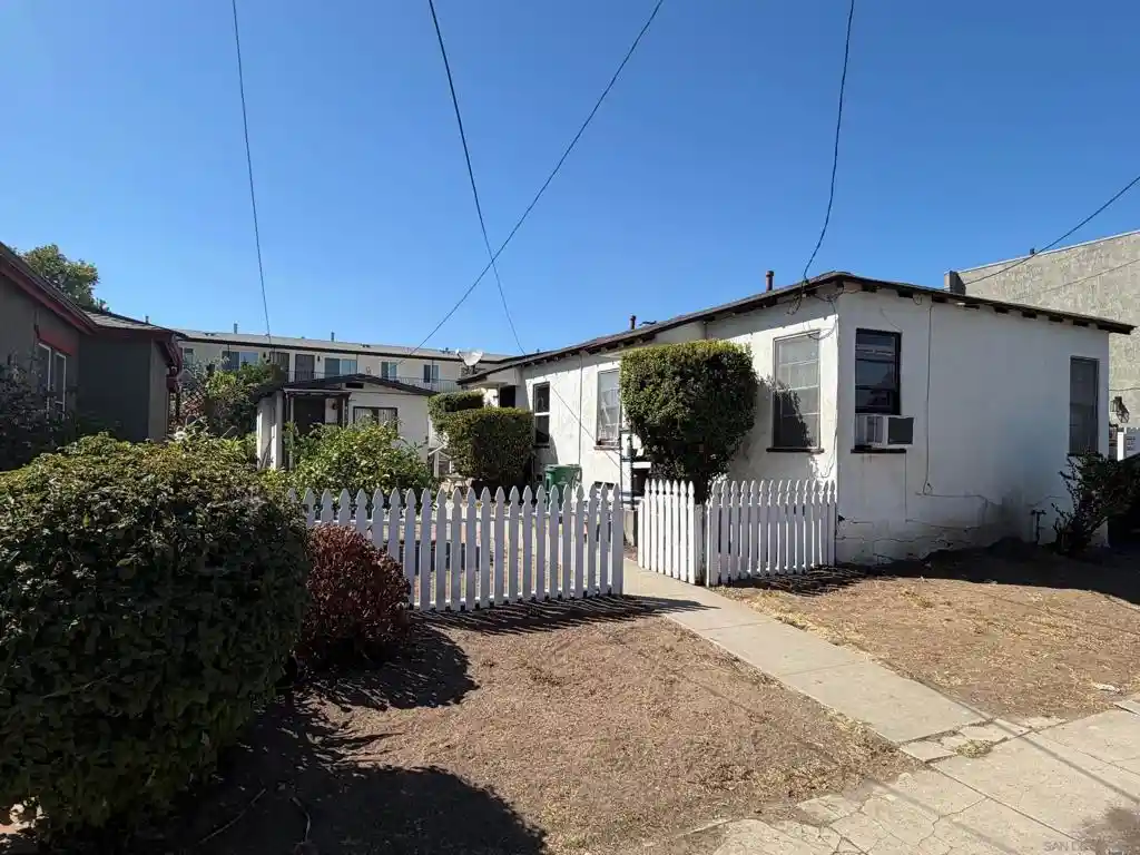 Photo 1 of Sale Pending at 4654 58 39th Street, San Diego, CA 92116 | MLS# 260023915SD | Listing updated on 2026-10-19