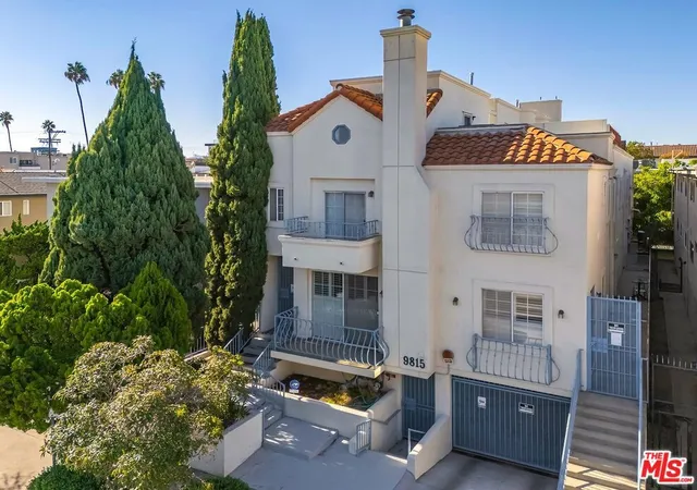 Photo 2 of Townhouse for sale at 9815 Regent St #2, Los Angeles, CA 90034 | MLS# 26995631 | Listing updated on 2026-10-09