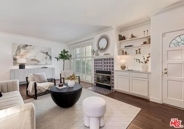 Photo 3 of Townhouse for sale at 9815 Regent St #2, Los Angeles, CA 90034 | MLS# 26995631 | Listing updated on 2026-10-09