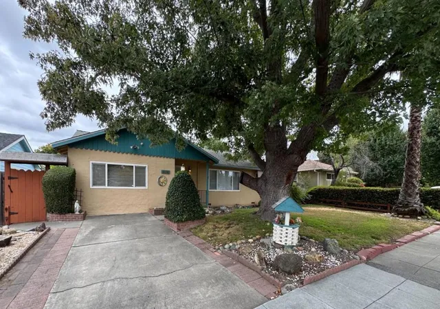 Photo 1 of Sale Pending at 894 Hazelnut Ct, Sunnyvale, CA 94087 | MLS# ML82062775 | Listing updated on 2026-10-08