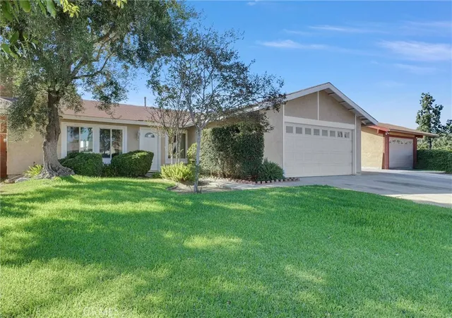 Photo 3 of Single family home for sale at 13643 New Hvn Dr, Moreno Valley, CA 92553 | MLS# AR26213854 | Listing updated on 2026-10-09