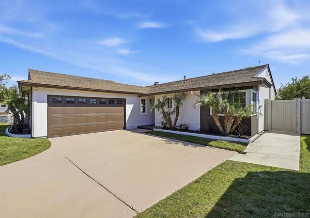 Photo 2 of Single family home for sale at 564 Azalea St, Chula Vista, CA 91911 | MLS# 260023925SD | Listing updated on 2026-10-09
