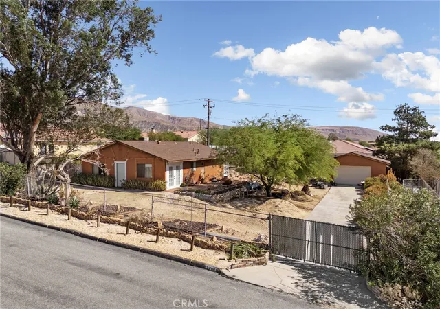 Photo 1 of Sale Pending at 12760 Danbury St, Whitewater, CA 92282 | MLS# IG26207406 | Listing updated on 2026-10-12