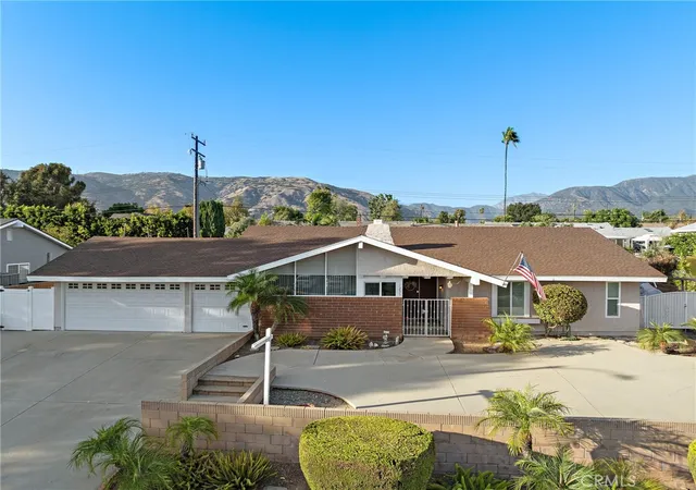 Photo 3 of Single family home for sale at 1255 Ruggles St, La Verne, CA 91750 | MLS# CV26214248 | Listing updated on 2026-10-04
