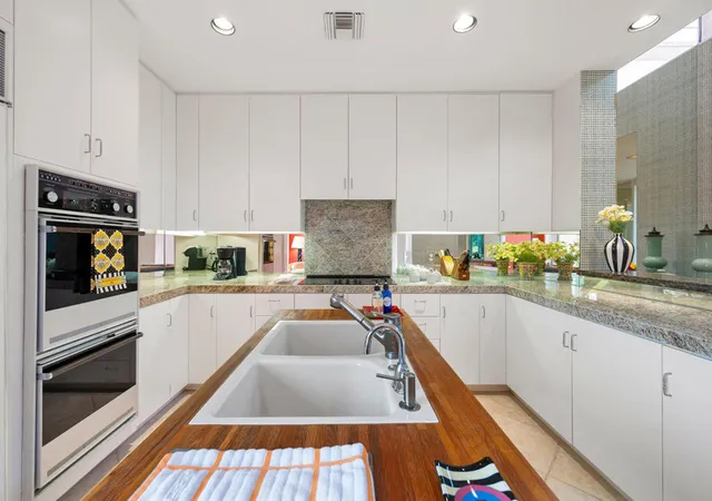 Photo 3 of Condo for sale at 74683 Arroyo Dr, Indian Wells, CA 92210 | MLS# 219153595DA | Listing updated on 2026-10-02