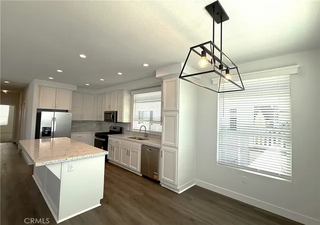 Photo 2 of Manufactured home for sale at 7850 Slater Ave #70, Huntington Beach, CA 92647 | MLS# OC26214169 | Listing updated on 2026-10-01