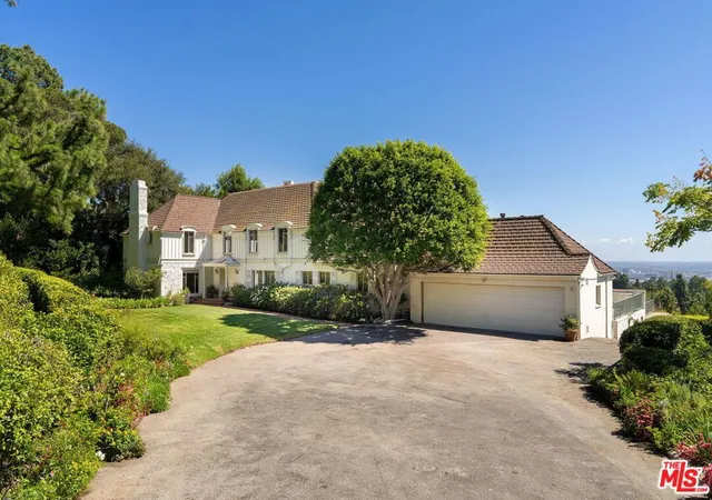 Photo 1 of Mansion for sale at 1000 N Alpine Dr, Beverly Hills, CA 90210 | MLS# 26993387 | Listing updated on 2026-10-09