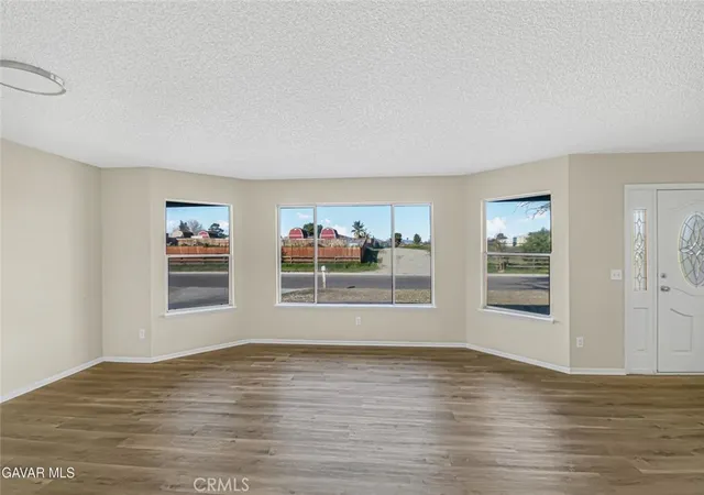 Photo 4 of Single family home for sale at 37324 97th Street E, Littlerock, CA 93543 | MLS# SR26214352 | Listing updated on 2026-10-02