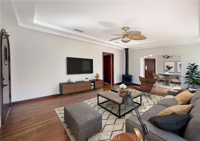 Photo 3 of Single family home for sale at 6024 Brayton, Long Beach, CA 90805 | MLS# CV26213785 | Listing updated on 2026-10-10
