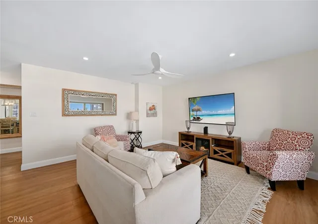 Listing Photo 2 - Condo for sale in building located at 1202 N Pacific St, Oceanside, CA 92054 - Unit #206B
