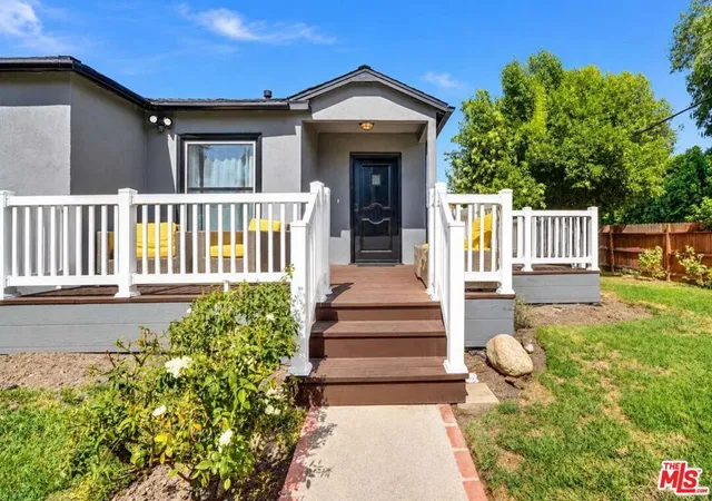 Photo 3 of Single family home for sale at 22603 Mariano St, Woodland Hills, CA 91367 | MLS# 26995169 | Listing updated on 2026-10-09