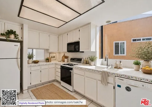 Photo 3 of Condo for sale at 500 S Barrington Ave #6, Los Angeles, CA 90049 | MLS# 26989531 | Listing updated on 2026-10-09