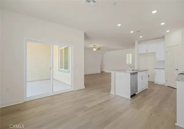 Photo 3 of Single family home for sale at 14563 Indigo Rd, Apple Valley, CA 92307 | MLS# SW26212296 | Listing updated on 2026-10-02
