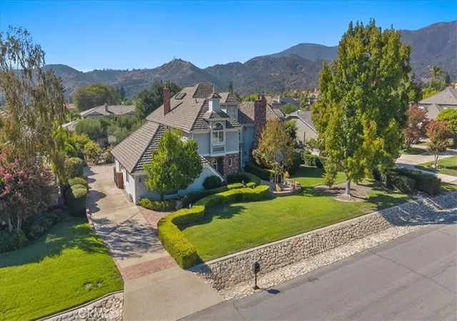 Photo 1 of Single family home for sale at 3727 Grand Ave, Claremont, CA 91711 | MLS# CV26212376 | Listing updated on 2026-10-02