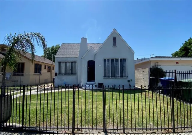 Photo 1 of Multi family home for sale at 5151 3rd, Los Angeles, CA 90043 | MLS# BB26214374 | Listing updated on 2026-10-07