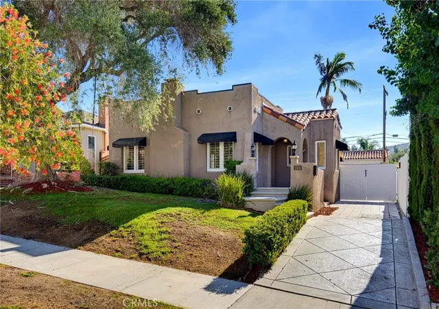Photo 2 of Single family home for sale at 1304 Carmen Dr, Glendale, CA 91207 | MLS# BB26213336 | Listing updated on 2026-10-11