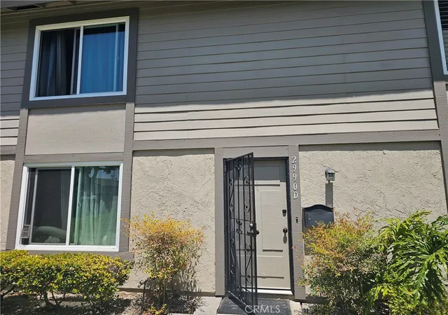 Photo 1 of Townhouse for sale at 2990 Bradford #D, Santa Ana, CA 92707 | MLS# PW26210795 | Listing updated on 2026-10-04