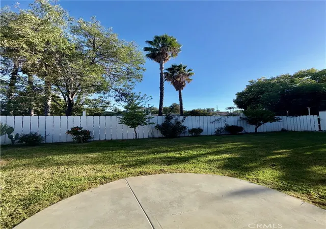 Photo 2 of Manufactured home for sale at 2851 S La Cadena Dr #156, Colton, CA 92324 | MLS# CV26213576 | Listing updated on 2026-10-11