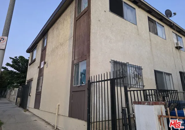 Photo 9 of Multi family home for sale at 486 E Avenue 28, Los Angeles, CA 90031 | MLS# 26995683 | Listing updated on 2026-10-05