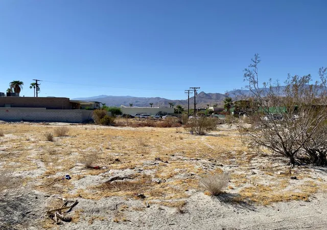 Photo 2 of Sale Pending at 1 Agua Caliente Trl, Cathedral City, CA 92234 | MLS# 219153621DA | Listing updated on 2026-10-09