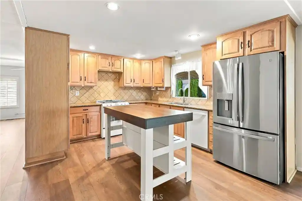 Photo 1 of Manufactured home for sale at 24001 Muirlands Blvd #440, Lake Forest, CA 92630 | MLS# OC26214271 | Listing updated on 2026-10-14