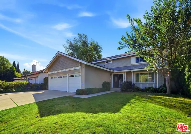 Photo 3 of Single family home for sale at 18744 Vintage St, Northridge, CA 91324 | MLS# 26995837 | Listing updated on 2026-10-09