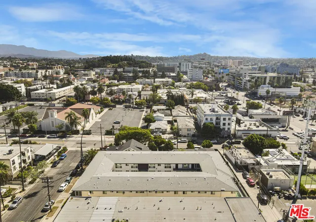 Listing Photo 1 - Condo for sale in building located at 5110 Harold Wy, Los Angeles, CA 90027 - Unit #