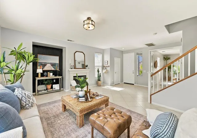 Photo 3 of Single family home for sale at 437 Corte Calypso, Chula Vista, CA 91914 | MLS# NDP2609180 | Listing updated on 2026-10-12