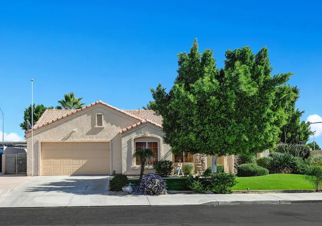 Photo 2 of Single family home for sale at 45210 Desert Hills Ct, La Quinta, CA 92253 | MLS# 219153626DA | Listing updated on 2026-10-02