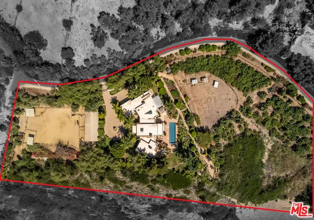 Photo 3 of Single family home for sale at 11 Hunt Dr, Summerland, CA 93067 | MLS# 26971869 | Listing updated on 2026-10-10