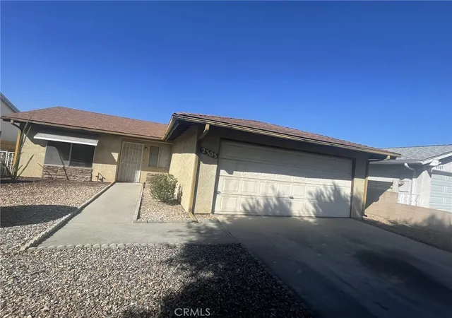 Photo 1 of Single family home for sale at 2303 El Rancho Cir, Hemet, CA 92545 | MLS# SW26178668 | Listing updated on 2026-10-02