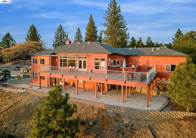 Photo 1 of Single family home for sale at 2520 Bedford Ave, Placerville, CA 95667 | MLS# 41150059 | Listing updated on 2026-10-08