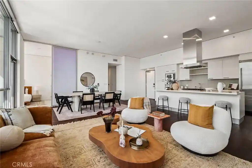 Listing Photo 2 - Condo for sale in 9 Macarthur Pl located at 9 Macarthur Pl, Santa Ana, CA 92707 - Unit #2003