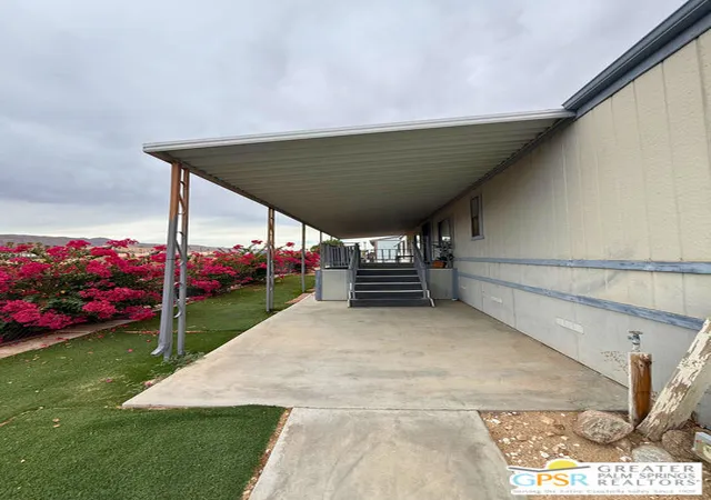 Photo 3 of Manufactured home for sale at 6161 Ocotillo Ave #30, Twentynine Palms, CA 92277 | MLS# 26995731PS | Listing updated on 2026-10-10