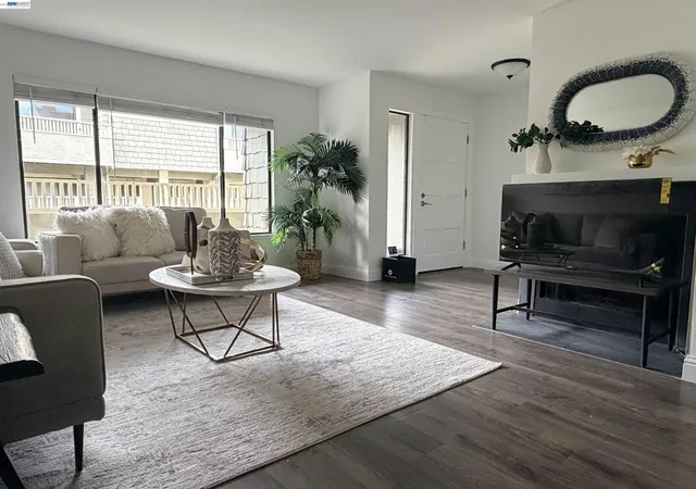 Photo 3 of Condo for sale at 1163 Cherryview Ln, San Jose, CA 95118 | MLS# 41150068 | Listing updated on 2026-10-08