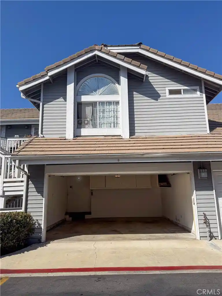 Listing Photo 1 - Condo for sale in 10371 Gdn Grv Blvd located at 10371 Gdn Grv Blvd, Garden Grove, CA 92843 - Unit 10371 Garden Grv Blvd