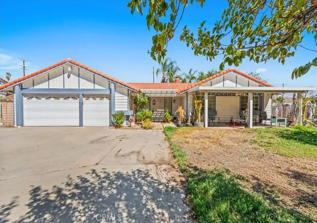 Photo 2 of Single family home for sale at 27062 Pam, Moreno Valley, CA 92555 | MLS# IG26214393 | Listing updated on 2026-10-09