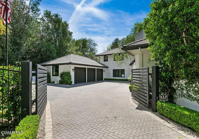 Photo 2 of Mansion for sale at 4188 Cresthaven Dr, Westlake Village, CA 91362 | MLS# 226004692 | Listing updated on 2026-10-09