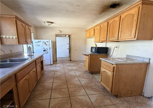Photo 3 of Single family home for sale at 106 Belhaven Pl, Claremont, CA 91711 | MLS# CV26214622 | Listing updated on 2026-10-09