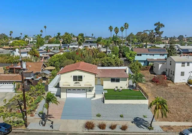 Photo 3 of Single family home for sale at 2302 Greenbrier Dr, Oceanside, CA 92054 | MLS# 260023985SD | Listing updated on 2026-10-02