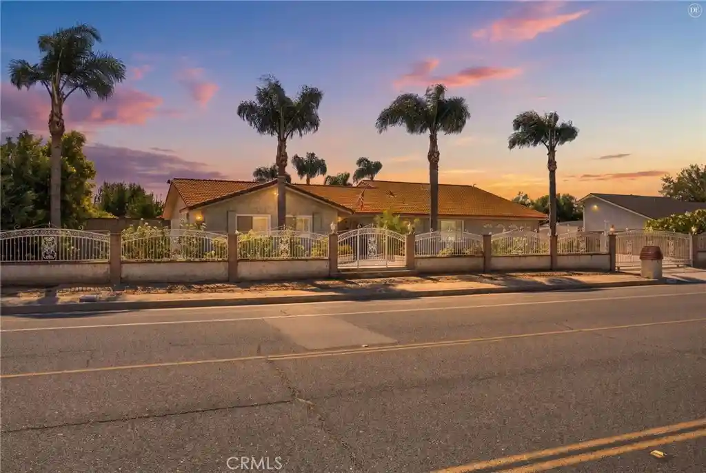 Single family home for sale at 11216 Jurupa Rd, Jurupa Valley, CA 91752 | MLS# IV26214332