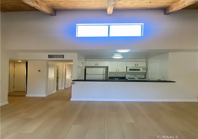 Photo 3 of Condo for sale at 18350 Hatteras #224, Tarzana, CA 91356 | MLS# SR26213649 | Listing updated on 2026-10-05